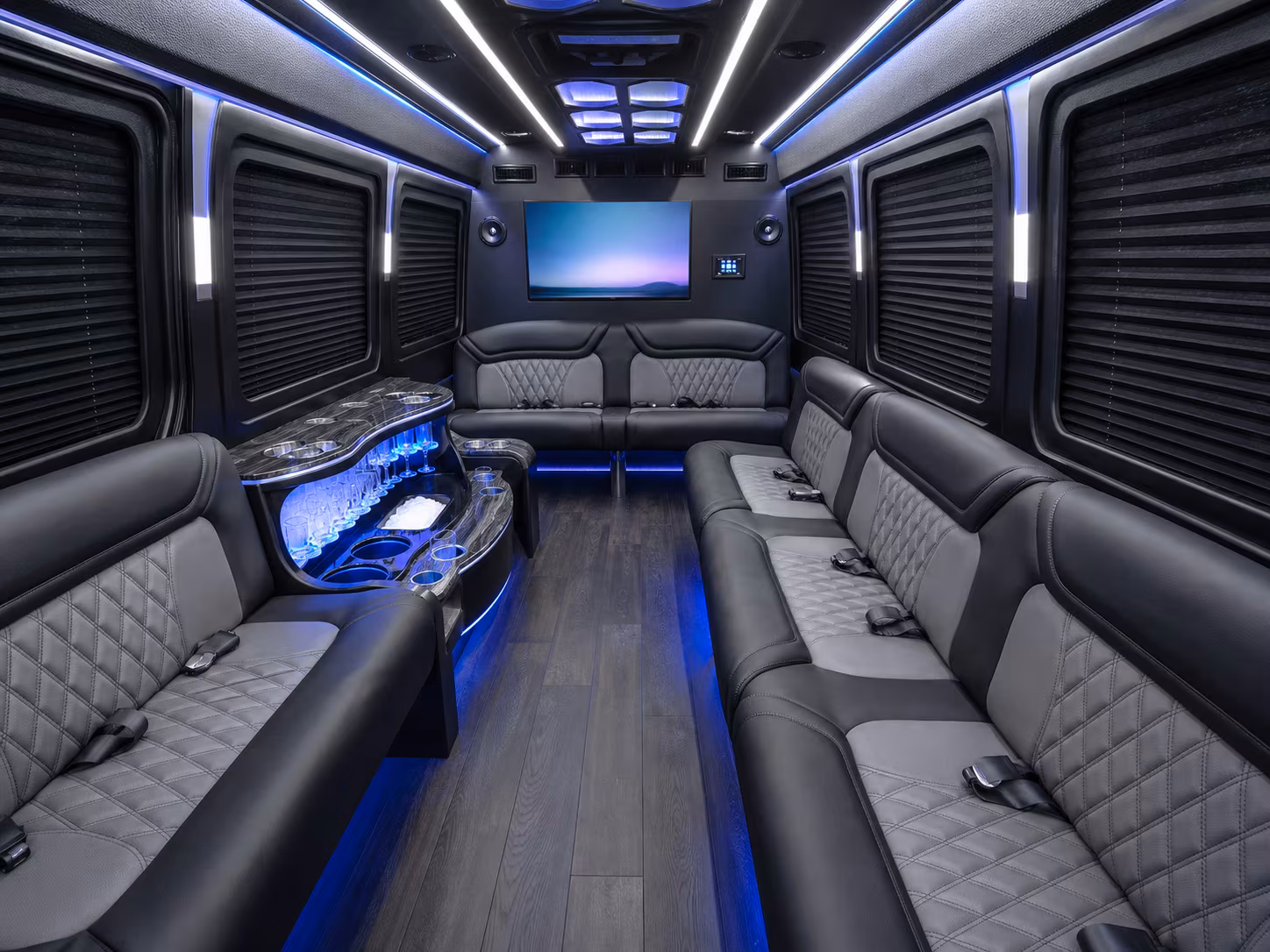 huntersville 30 passenger party bus