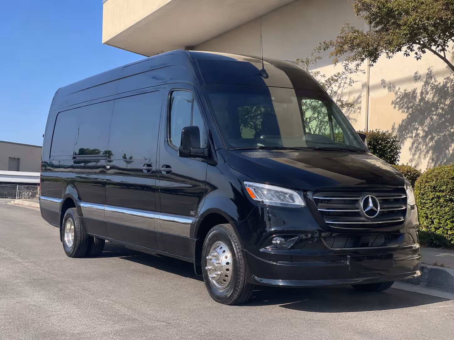 huntersville airport transportation onboard seating