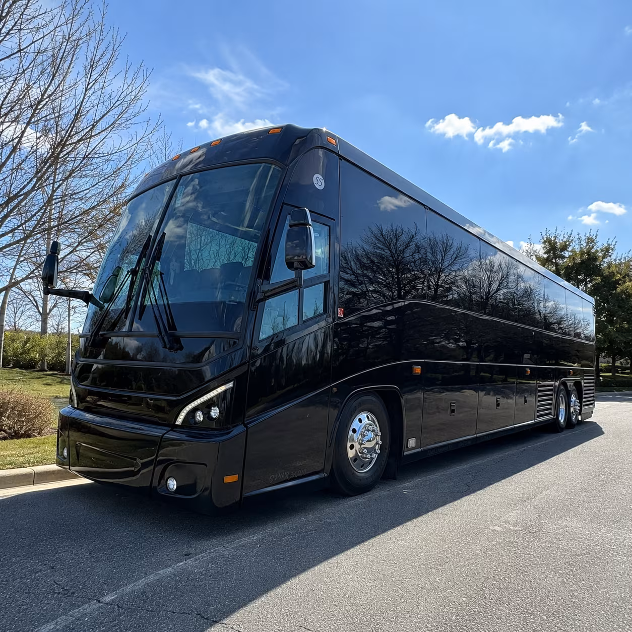 shuttle your team between huntersville and uptown charlotte for corporate events